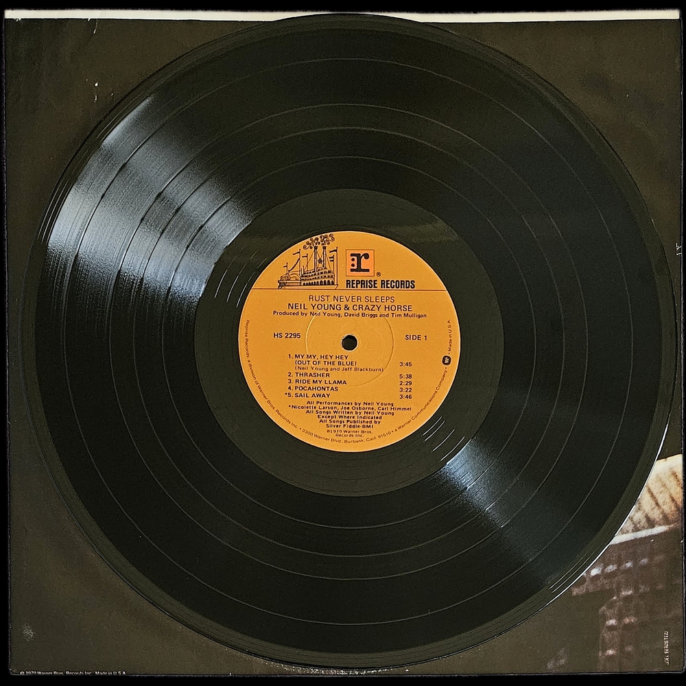 Neil Young & Crazy Horse - Rust Never Sleeps 1979 Vinyl - Picture 4 of 5